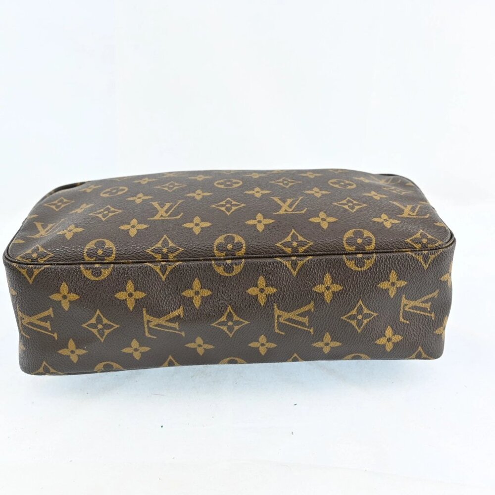 Authentic LOUIS VUITTON Trousse Toilette 28Monogram Cosmetic Pouch bsj245-121125 - Picture 6 of 15